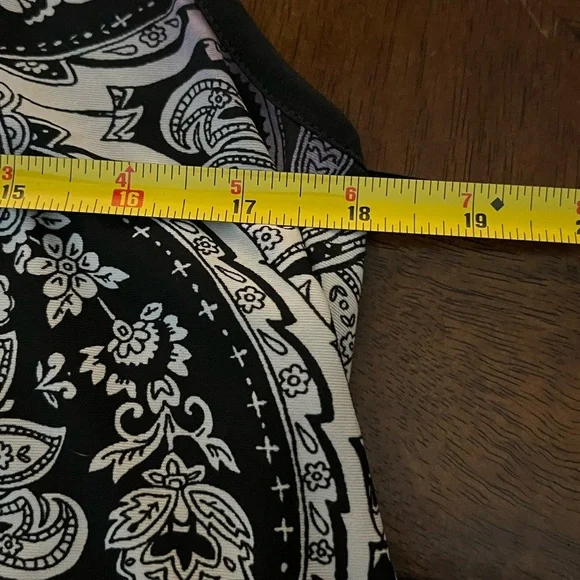 ALYX L sleeveless black & white polyester and spandex blouse top - Picture 10 of 11